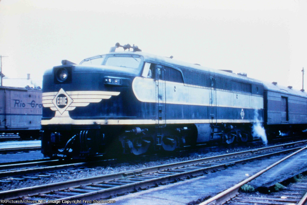 ERIE 853